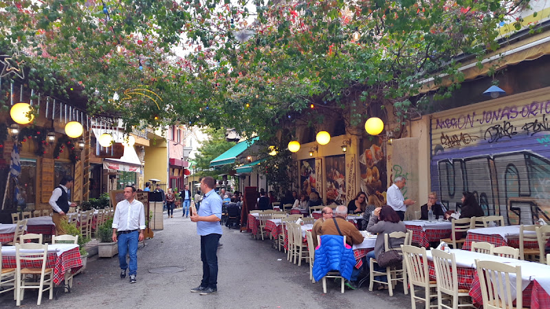 ATENAS 4 días sin calor ni turistas - Blogs de Grecia - SUBIDA A LICABETO Y PSIRRI (10)