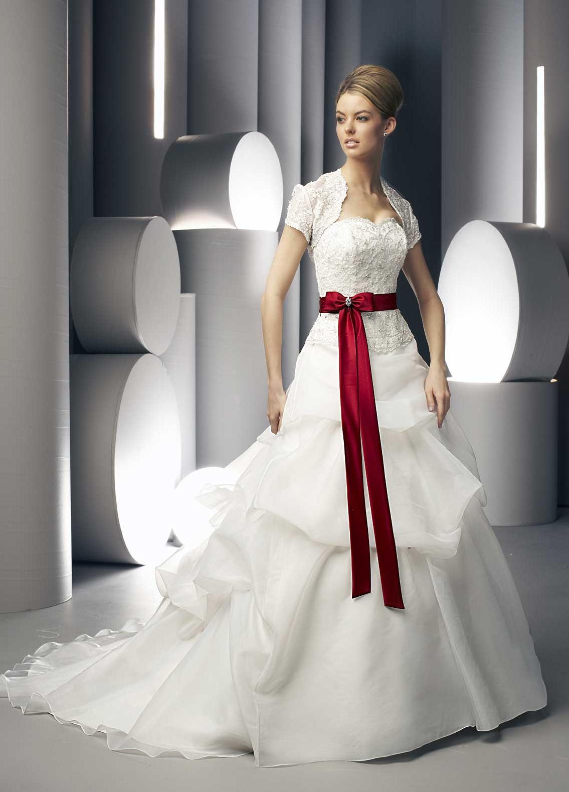 21 Century wedding gown  8219