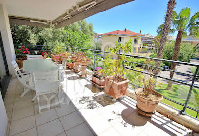 Apartment with terrace and pool 16