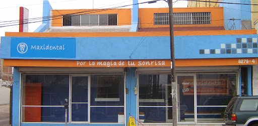 Maxidental, Emiliano Zapata 8279, Zona Centro, 22000 Tijuana, B.C., México, Odontólogo pediatra | BC