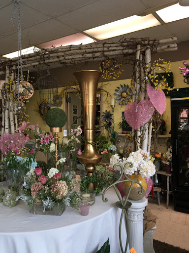 Florist «Fields of Heather», reviews and photos, 237 McKean Ave, Charleroi, PA 15022, USA