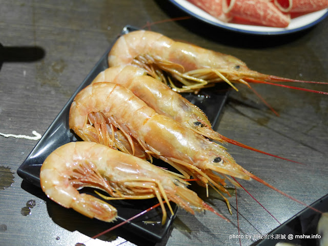 【食記】台北蒙古紅蒙古火鍋@大安捷運MRT國父紀念館 : 湯頭過癮,食材犯規,想吃道地蒙古鍋的...就是這裡啦! 中式 區域 午餐 台北市 吃到飽 大安區 宵夜 捷運美食MRT&BRT 晚餐 海鮮 火鍋/鍋物 蒙古料理 飲食/食記/吃吃喝喝 麻辣 