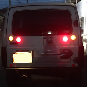 ジムニー JA12V