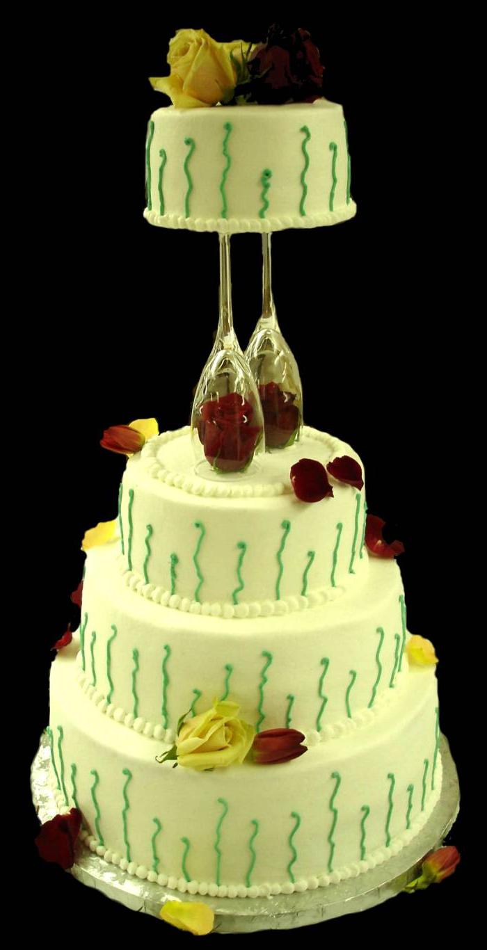 A romantic wedding cake with