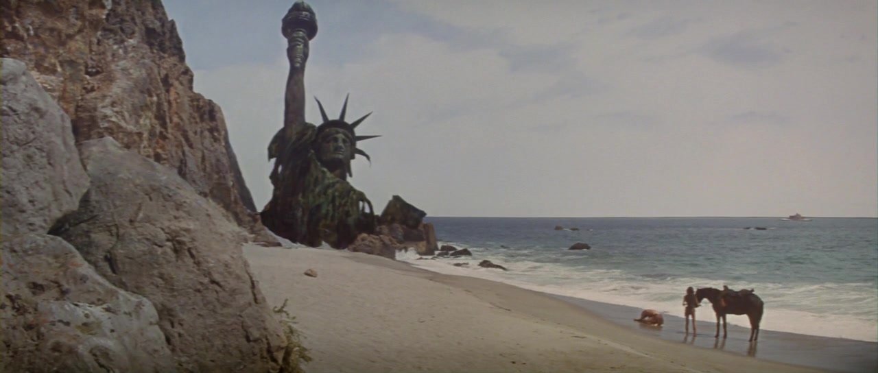 파일:attachment/Planet.Of.The.Apes.1968.720p.BluRay.x264-SiNNERS.mkv_20110819_225316.jpg