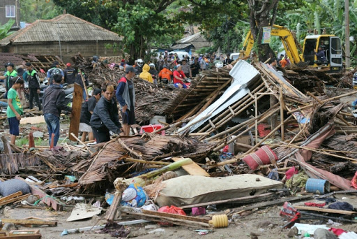 U cunamiju u Indoneziji poginulo više od 220 ljudi