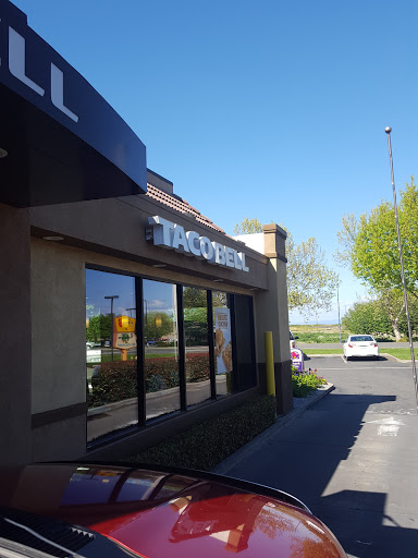 Mexican Restaurant «Taco Bell», reviews and photos, 1044 N Beale Rd, Marysville, CA 95901, USA