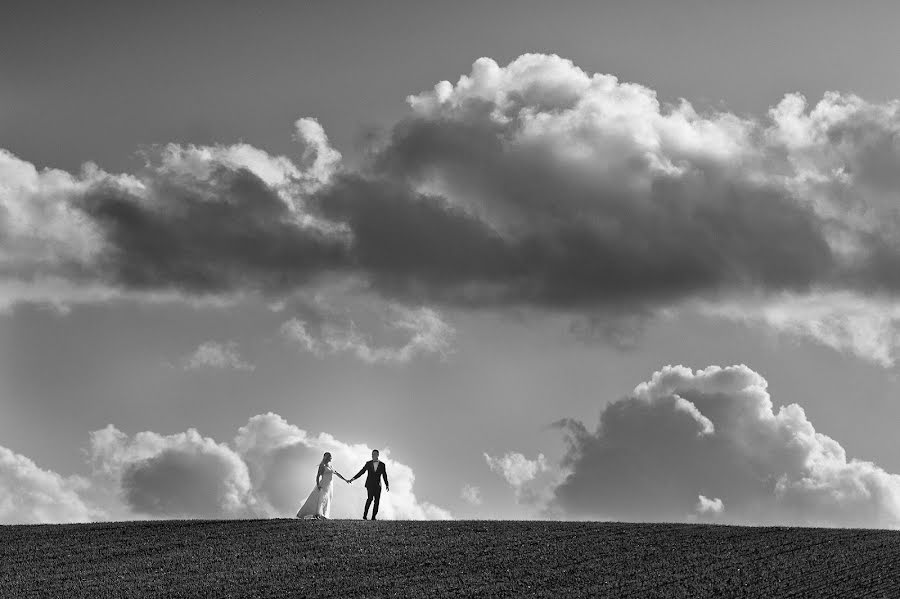 Wedding photographer Przemyslaw Markowski (photomarkowski). Photo of 10 September 2018