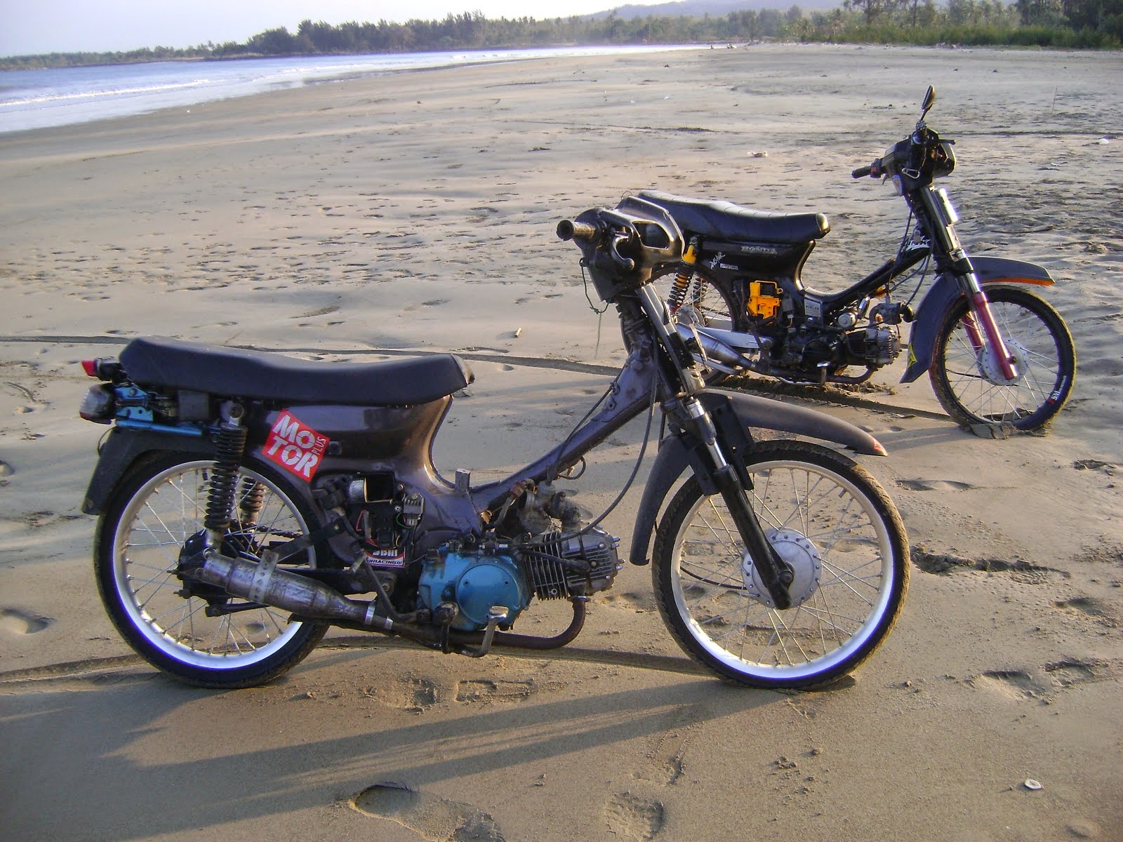 Kontes Modifikasi Motor Honda Grand