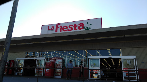 Supermarket «La Fiesta», reviews and photos, 5103 S Flores St, San Antonio, TX 78214, USA