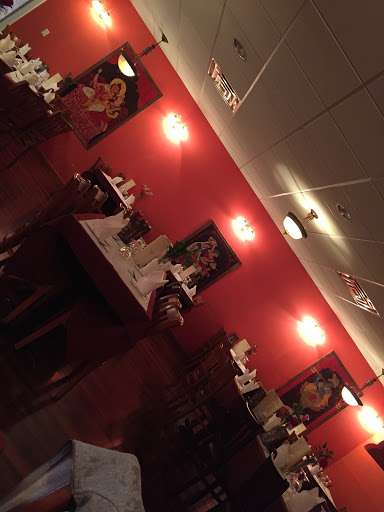 Indian Restaurant «Ayna Agra», reviews and photos, 213-35 39th Ave, Flushing, NY 11361, USA