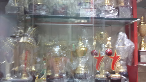 Monalisa Trophy panvel, sahyog nagar, zaveri bazar, joshi ali, Panvel, Navi Mumbai, Maharashtra 410206, India, Trophy_Shop, state MH