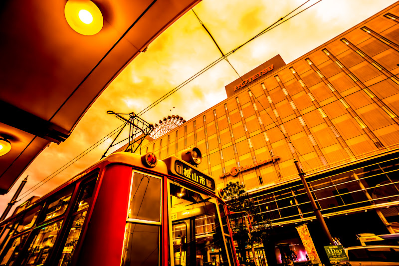 Matsuyama City Station tram2