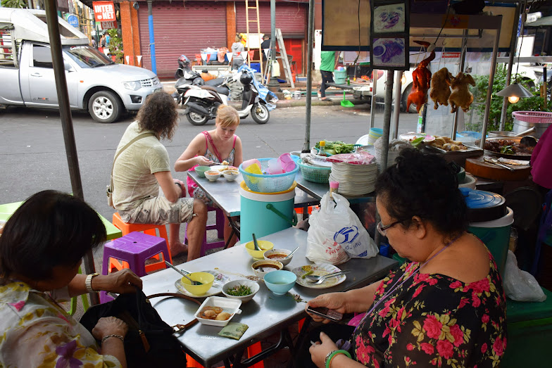 Khaosan Road, реально как есть. Январь 2015