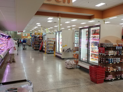 Grocery Store «Sunnyway Foods Market», reviews and photos, 212 N Antrim Way, Greencastle, PA 17225, USA