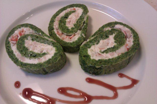 Receta de Rollo de espinaca, queso crema, pavo y surimi