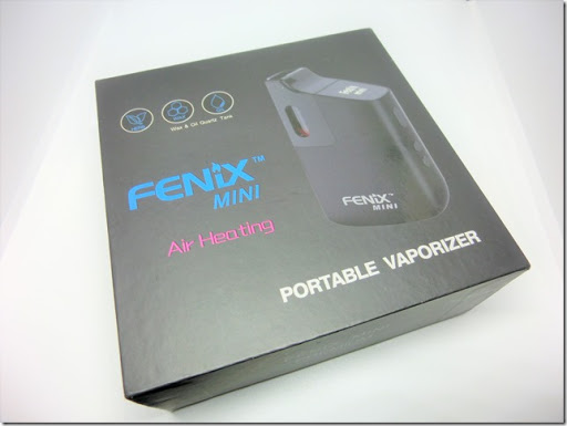 CIMG0603 thumb%255B1%255D - 【ヴェポライザー】WEECKE FENIX MINI(フェニックス　ミニ)レビュー。味、サイズ感ともに申し分なし！持ち運びやすく、自宅でも外出先でもシーンを選ばず使用できる。初心者から中級者や上級者まで、幅広い方にオススメ☆