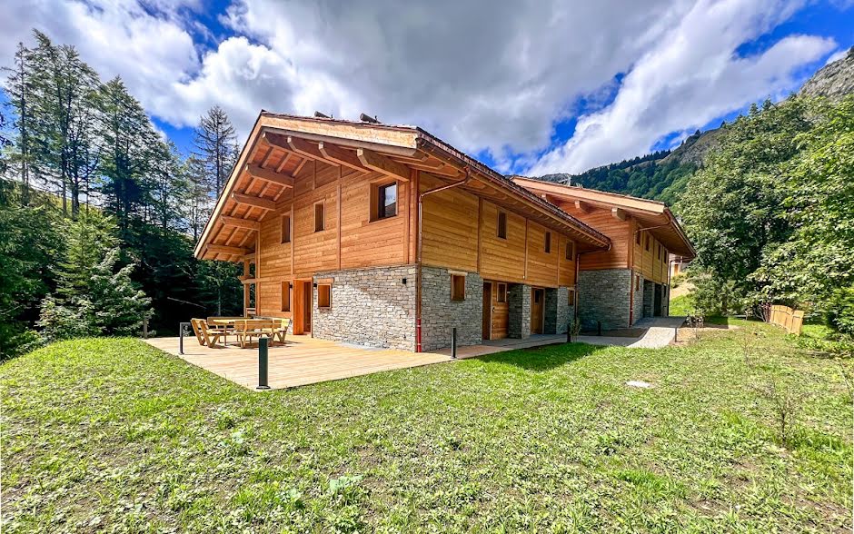 Vente chalet 5 pièces 127.01 m² à Annecy (74000), 1 550 000 €