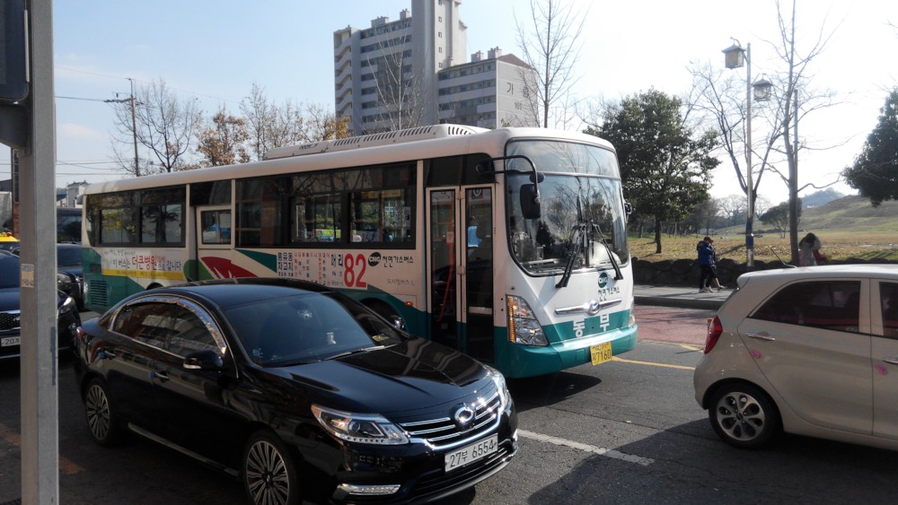 파일:김해 버스 82.jpg