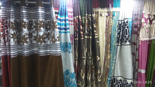 Kashmir Stores, Shop-75,Wholesale Cloth Market,Nanga Putla Chowk, Gandhibagh, Nagpur, Maharashtra 440002, India, Interior_Decoration_Store, state MH