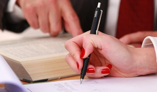 Benefits of Legal Translation Services in Sharjah