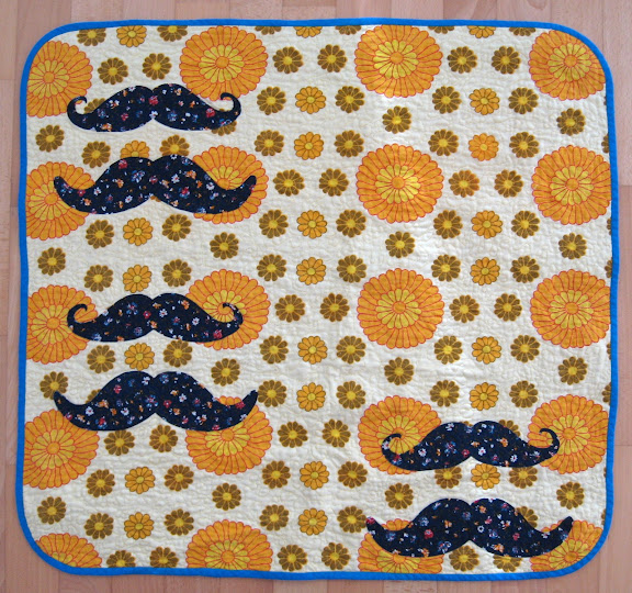 Moustache-Quilt