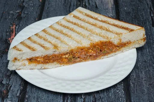 Veg Paneer Grilled Sandwich