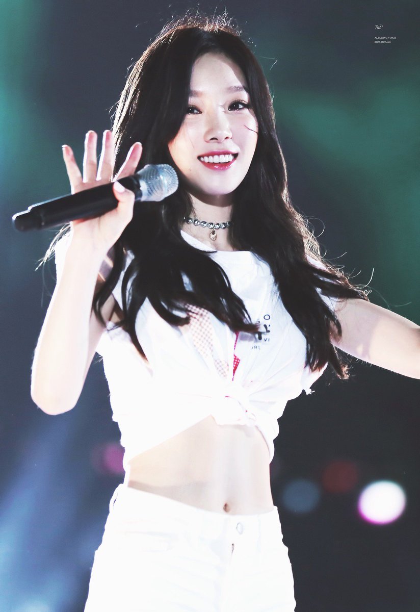 Recent Pictures Show How Working Out Has Made Taeyeon's Body Even ...