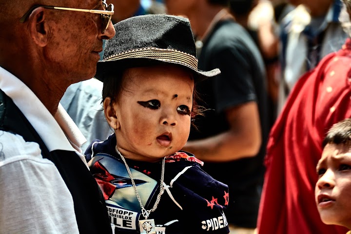 NEPAL VIDA COTIDIANA, SUS GENTES - CUADERNO DEL VIAJE A INDIA Y NEPAL (17)