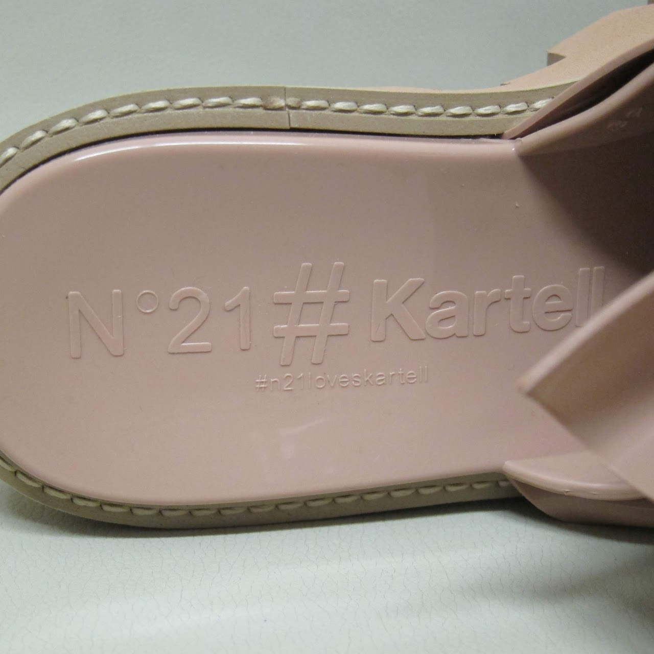 No.21 & Kartell Sandals