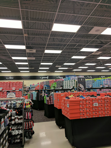 Shoe Store «Shoe Carnival», reviews and photos, 1206 Bridford Pkwy, Greensboro, NC 27407, USA