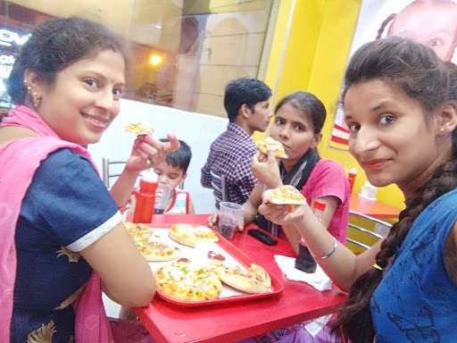 Pizza Diet, Dayalpur, F-11, Main Karawal Nagar Road, Dayalpur, Delhi, 110094, India, Pizza_Restaurant, state UP