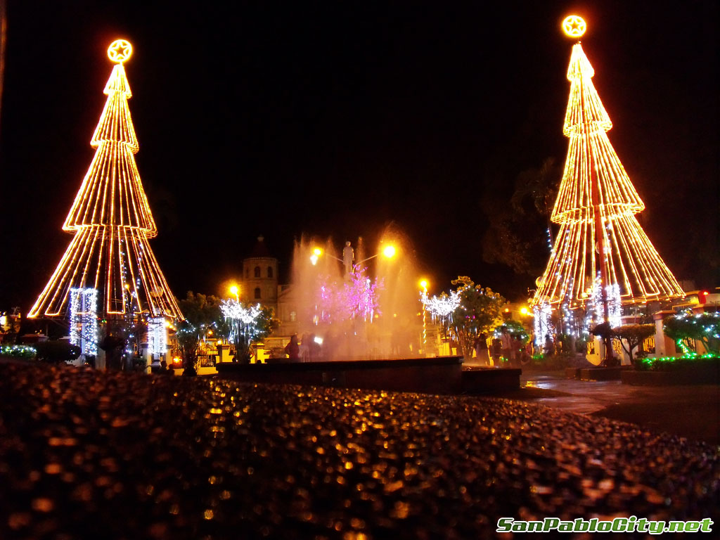 Christmas Tree of Lights