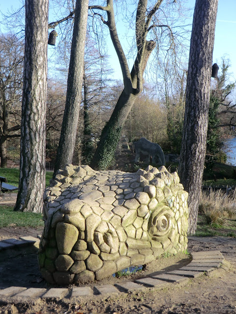 CIMG6344 Dinosaur head, Crystal Palace Park