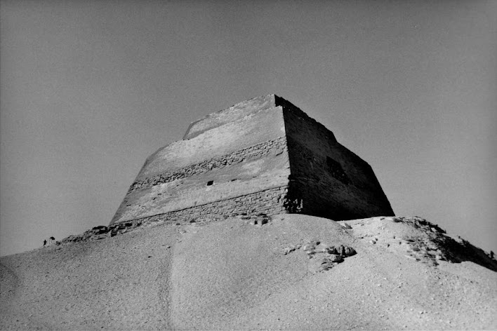 Les plus grandes pyramides dans le monde (PHOTOS) Egypte+-+Pyramide+de+Meidoum