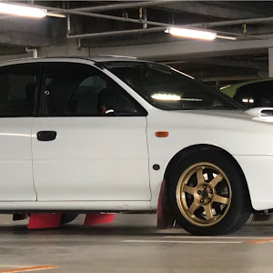 インプレッサ WRX GC8