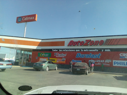 AutoZone San Luis Río Colorado, Zacatecas A 2509, Jalisco, 83489 San Luis Río Colorado, Son., México, Tienda de repuestos para carro | SON