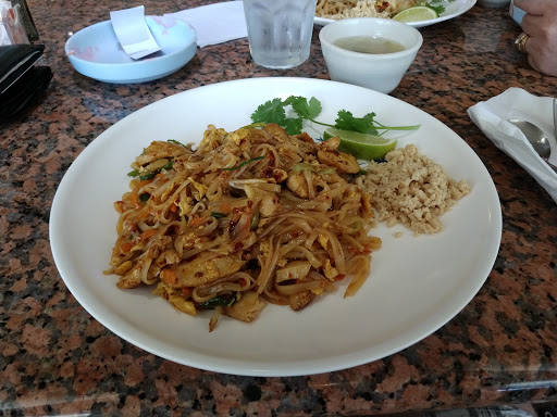 Restaurant «Top Thai», reviews and photos, 105 Woodburn Drive #3, Dothan, AL 36305, USA