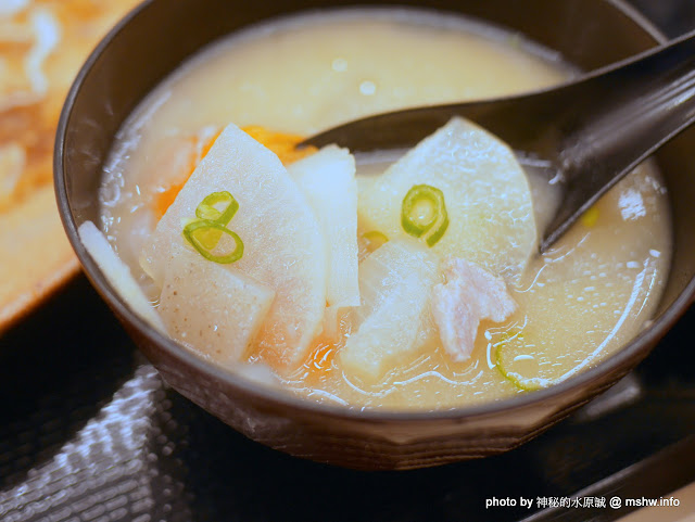 【食記】台北KATSUYA かつや 吉豚屋-HOYII北車站@中正-捷運MRT台北車站 : 美味平價,口感實在的日式炸豬排 中正區 區域 午餐 台北市 定食 捷運美食MRT&BRT 日式 晚餐 蓋飯/丼飯 豬排 飲食/食記/吃吃喝喝 