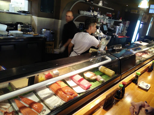 Sushi Restaurant «Tomo Sushi & Teriyaki», reviews and photos, 1901 Junipero Serra Blvd # G, Daly City, CA 94014, USA