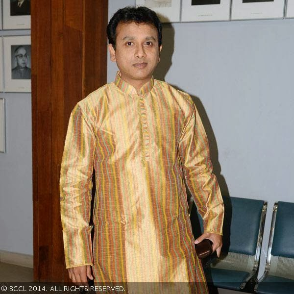 Unni Krishnan arrives for Anil Srinivasan's music concert, held at Music Academy in the city.