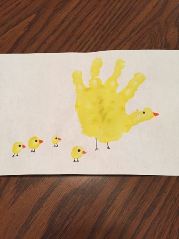 Diary of a Pinterest Mom: Hen and chicks handprint art