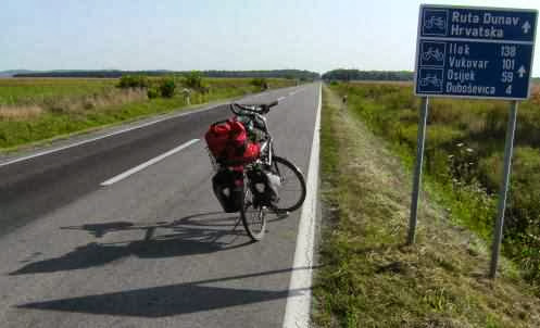 Ruta Dunav Hrvatska: Der gut (Donau-abwärts) beschilderte Donau-Radweg in Kroatien