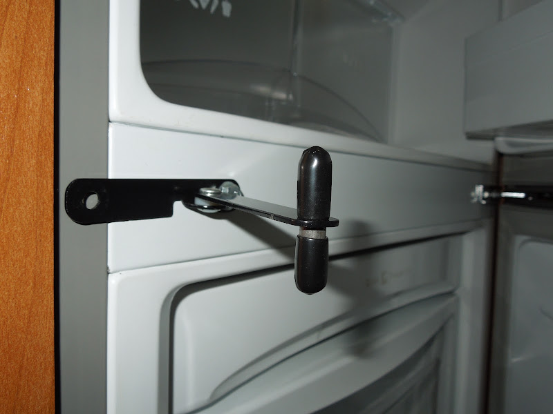 fridge travel lock