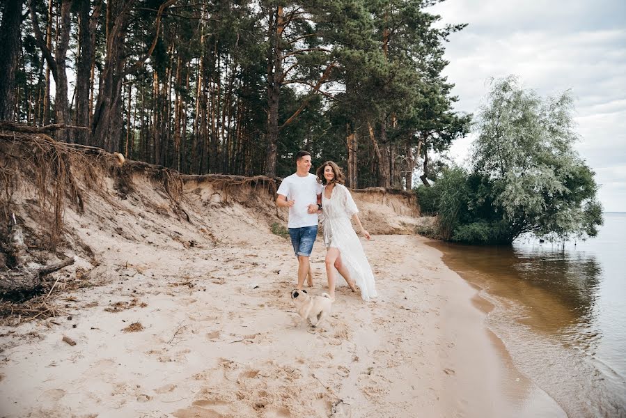 Wedding photographer Elena Velichko (velychko1). Photo of 23 July 2019