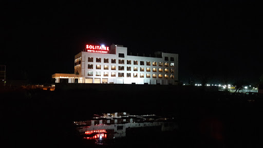 Solitaire Hotel & Resort, Chintaman Road, Jaysinghpura, Near Jantar Mantar, infront of Gyan Sagar Girls Academy, Ujjain, Madhya Pradesh 456001, India, Resort, state MP