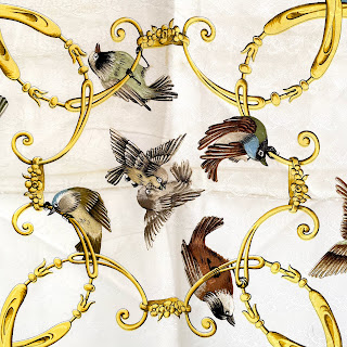 Hermès La  Clé des Champs Bird Scarf