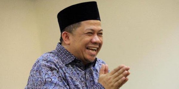 Fahri Hamzah: Jika Para Saintis Terkurung Di Lab, Maka Yang Tampil Dukun Atau "Prof" Hadi Pranoto