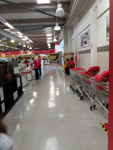 Supermercado Santa Isabel, Vía Expresó Nte 2935, Alto Hospicio, Región de Tarapacá, Chile, Supermercado o supermercado | Tarapacá