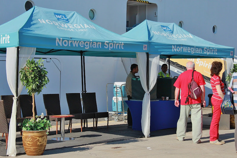 Круиз для лентяев и одиночек: Norwegian Spirit из Барселоны на Канары в январе 2013